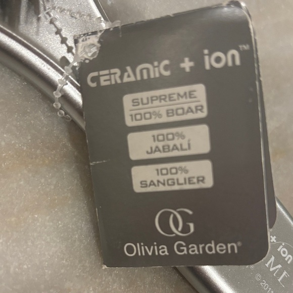 Olivia Garden Ceramic + Ion Hair Supreme Boar bristle brush - Picture 2 of 5